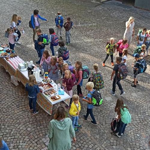 Begrüßungsbuffet des Elternvereins