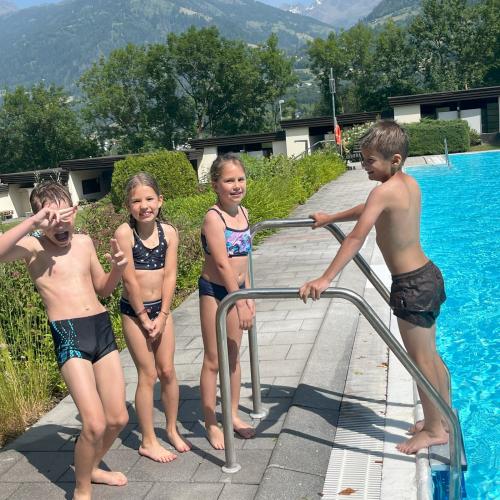 Schwimmunterricht 2a 4